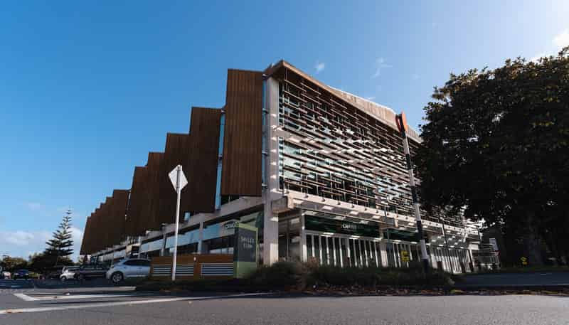 74-78 Taharoto Road, Takapuna