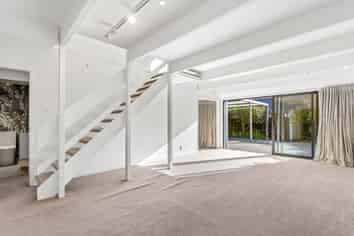 10A Office Road, Merivale