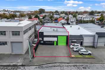 A unique city fringe owner/occupier opportunity
