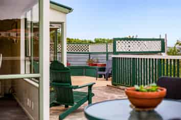 10 Glengavel Grove, Papakowhai