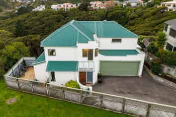 10 Glengavel Grove, Papakowhai