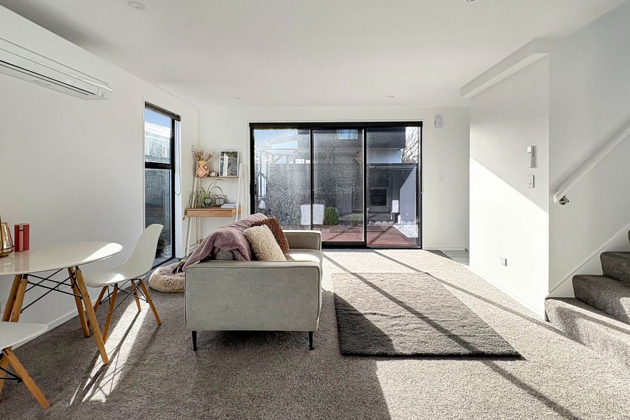 SYDENHAM - TWO BEDROOM TOWNHOUSE, HEAT PUMP - Ansicht 4