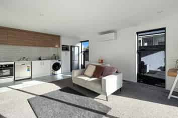 3/128 Huxley St, Sydenham