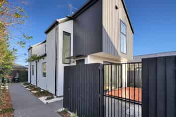 3/128 Huxley St, Sydenham