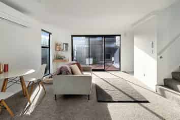 3/128 Huxley St, Sydenham