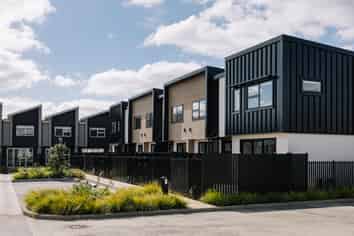 31 Yozin Road, Swanson