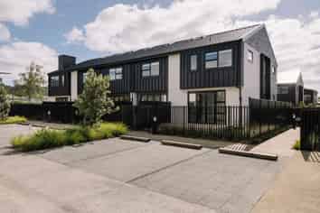 31 Yozin Road, Swanson