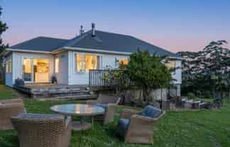 151 Shelly Beach Road Shelly Beach, Helensville