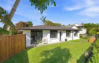 36A Heron Avenue East, Matua