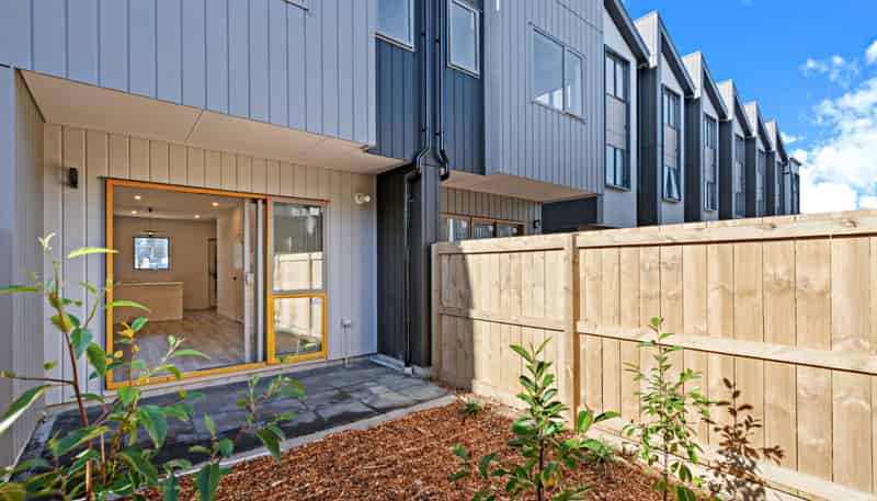 25 Tokarewa Close , Mount Wellington