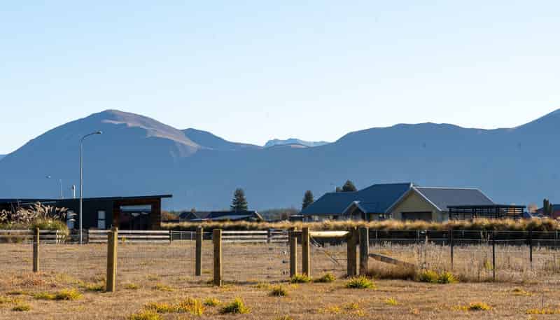 13 Tussock Crescent, TWIZEL
