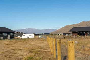 13 Tussock Crescent, TWIZEL