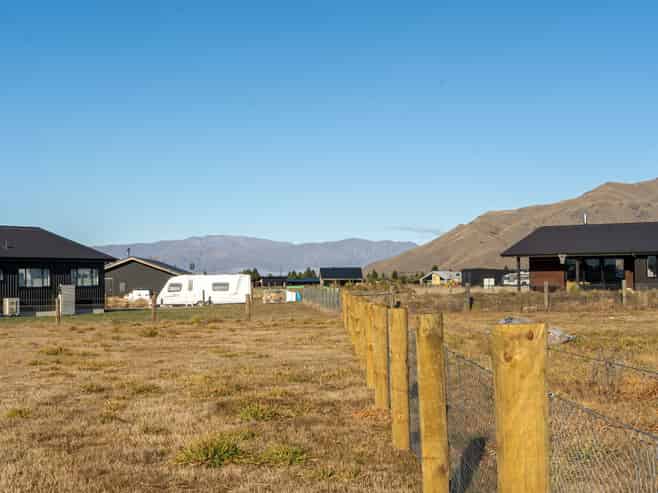 13 Tussock Crescent, TWIZEL