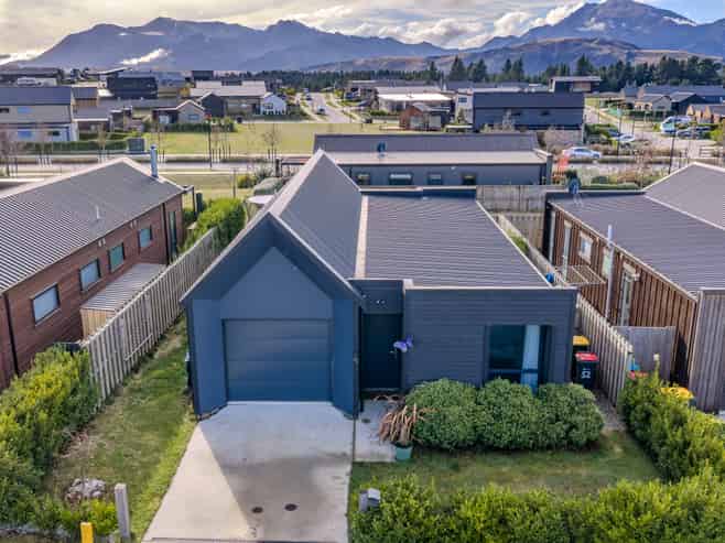 52 Obelisk Street, Wanaka