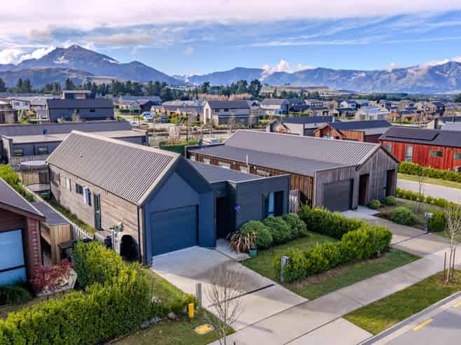 52 Obelisk Street, Wanaka