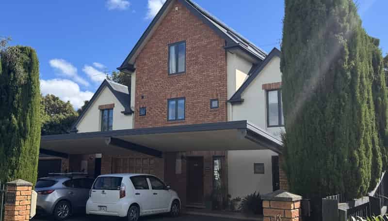 B/13 Devon Street, Sydenham