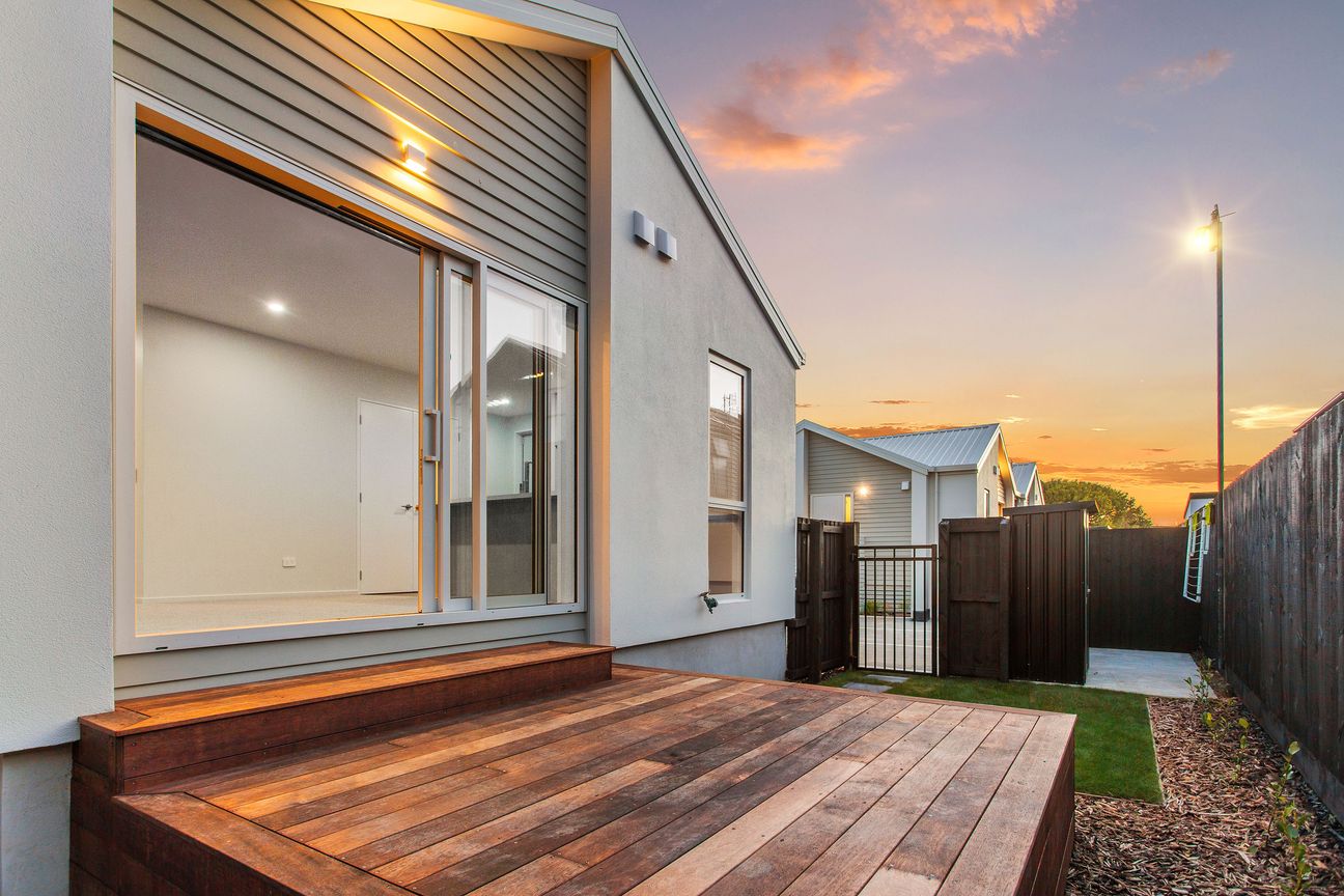 Ready for you to move in now! Only one home left – pohled 3