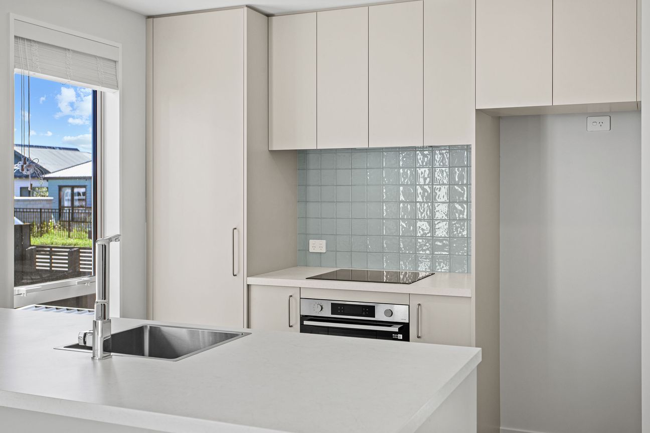 Ready for you to move in now! Only one home left – pohled 2