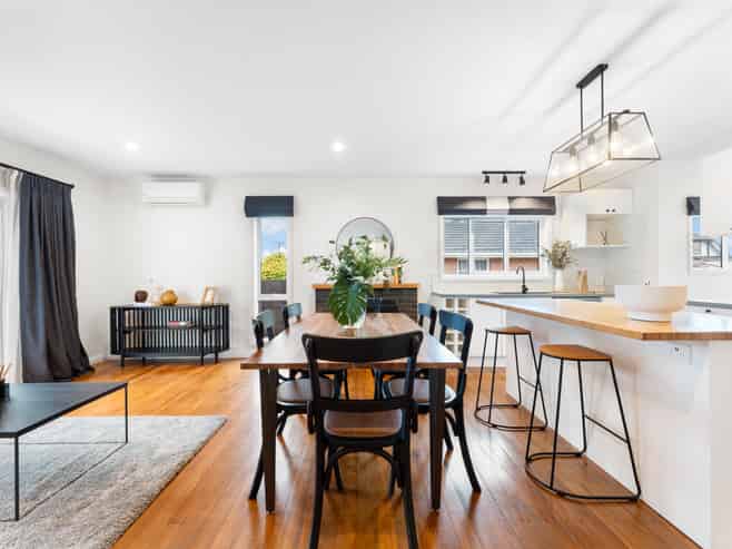 22 Taikata Road, Te Atatu Peninsula