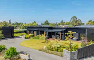 45 Meadowstone Street, Gleniti
