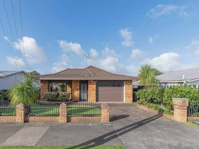3B Nelson Street, Papakura