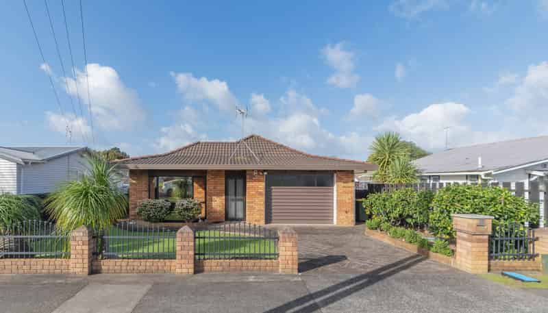 3B Nelson Street, Papakura