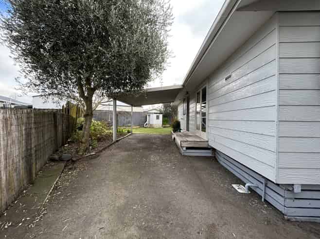 176 Acacia Bay Road, Acacia Bay