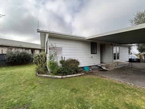 176 Acacia Bay Road, Acacia Bay