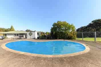 42 Albany Highway, Greenhithe