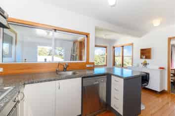 42 Albany Highway, Greenhithe
