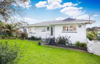 476 Don Buck Road, Massey