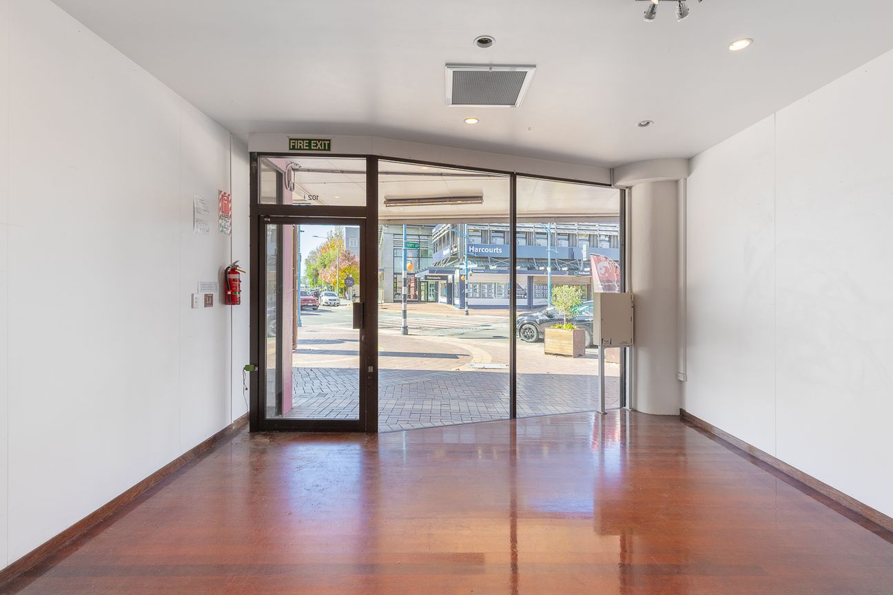 Iconic 120sqm Corner Retail: Market St/Maxwell Rd – pohled 5