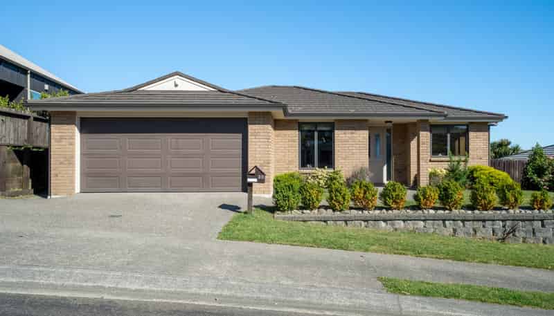 30  Cedarwood Street, Woodridge