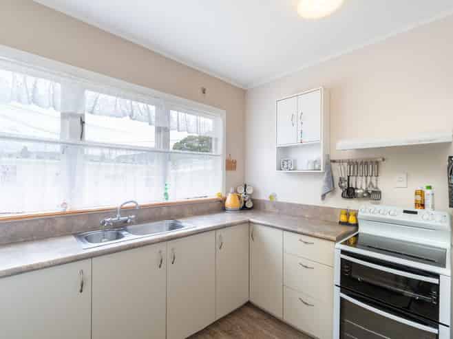 6 Willow Grove, Ebdentown