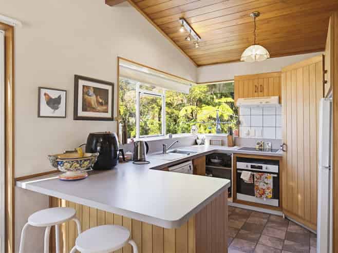 594 Waitohu Valley Road, Manakau