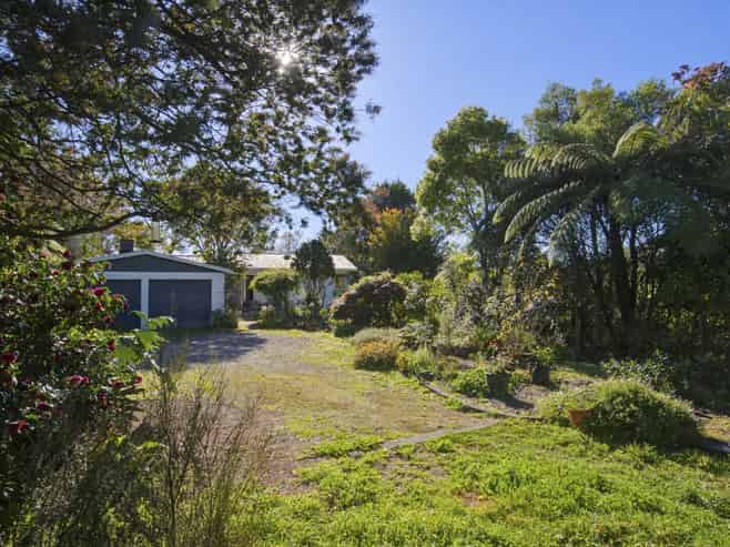 594 Waitohu Valley Road, Manakau