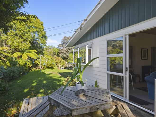 594 Waitohu Valley Road, Manakau