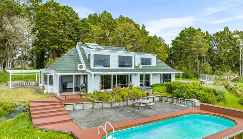 338 Wairere Road, Paparoa