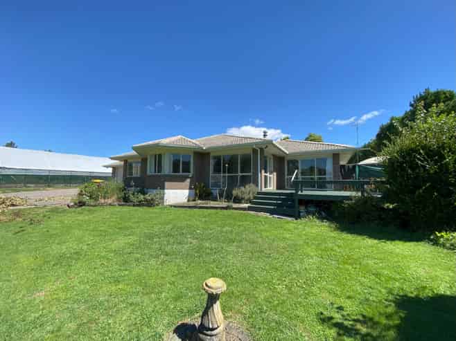 860 Pyes Pa Road, Pyes Pa