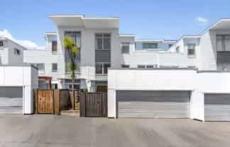 50/3  Wagener Pl, Mount Albert