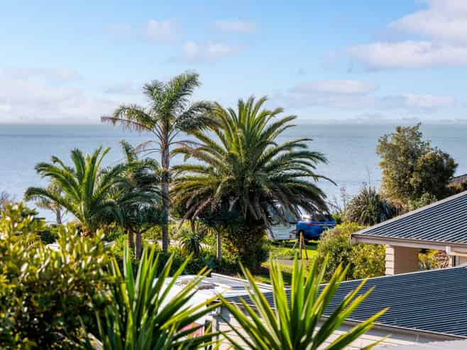 5 Taihiki Road, Clarks Beach