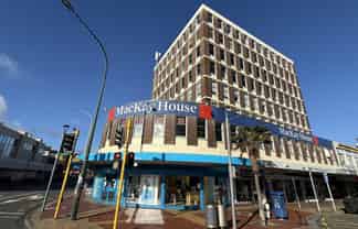 Prime retail unit for sale