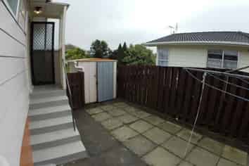 1/15 Sharland Avenue, Manurewa