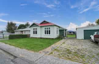 11 Clifden Hwy, Tuatapere