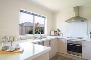 21 Faringdon Boulevard, Rolleston