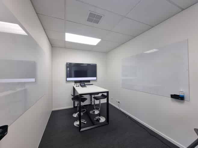 Immaculate Commercial HQ!   467m²
