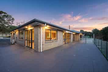 349 Glenvar Road, Long Bay