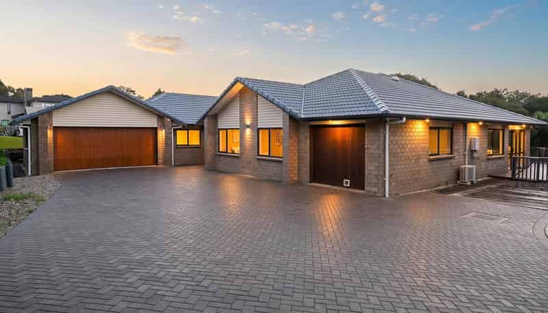 349 Glenvar Road, Long Bay