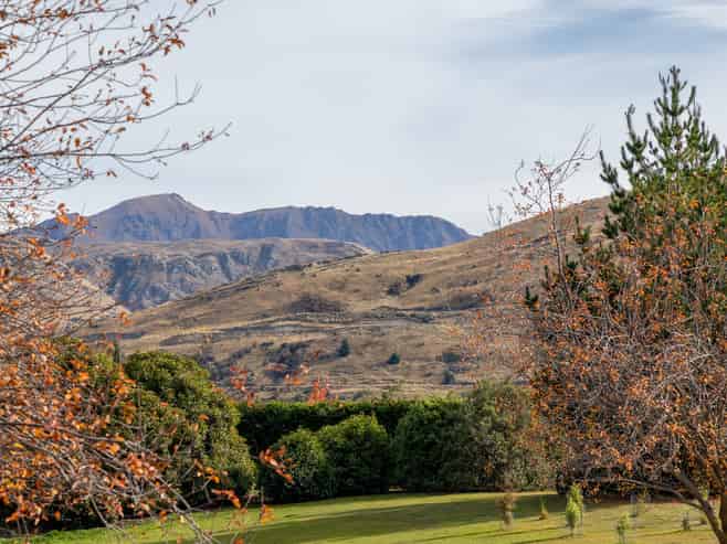 7 Laurel Bank Place, Lower Shotover