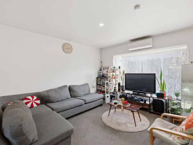 1/57 Chartwell Avenue, Glenfield